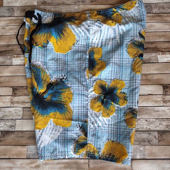 Maui And Sons Board Shorts Mens Size 34 Multicolor Floral Beach Swim Trunks - Picture 5 of 12